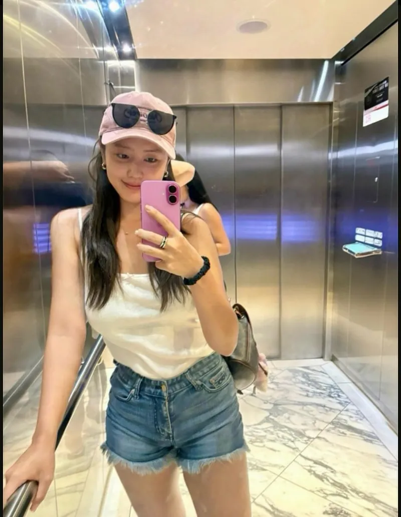 “여름처럼 솔직하게”…최리, 자연스러운 웃음→청량 일상 / 배우 최리 인스타그램